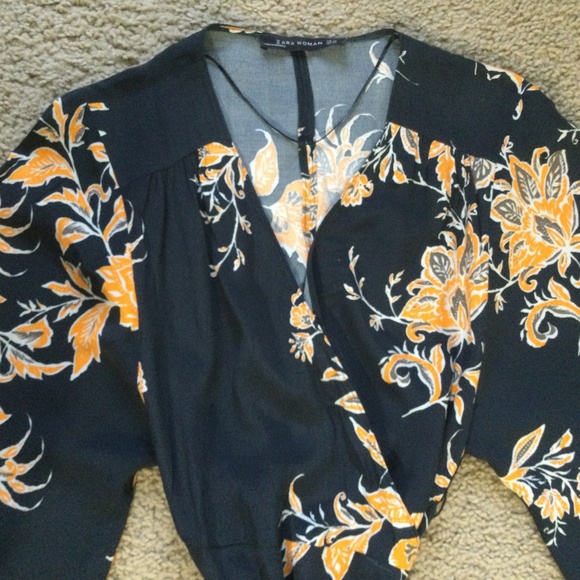 Zara Flutter Sleeve Wrap Dress - Picture 5 of 9